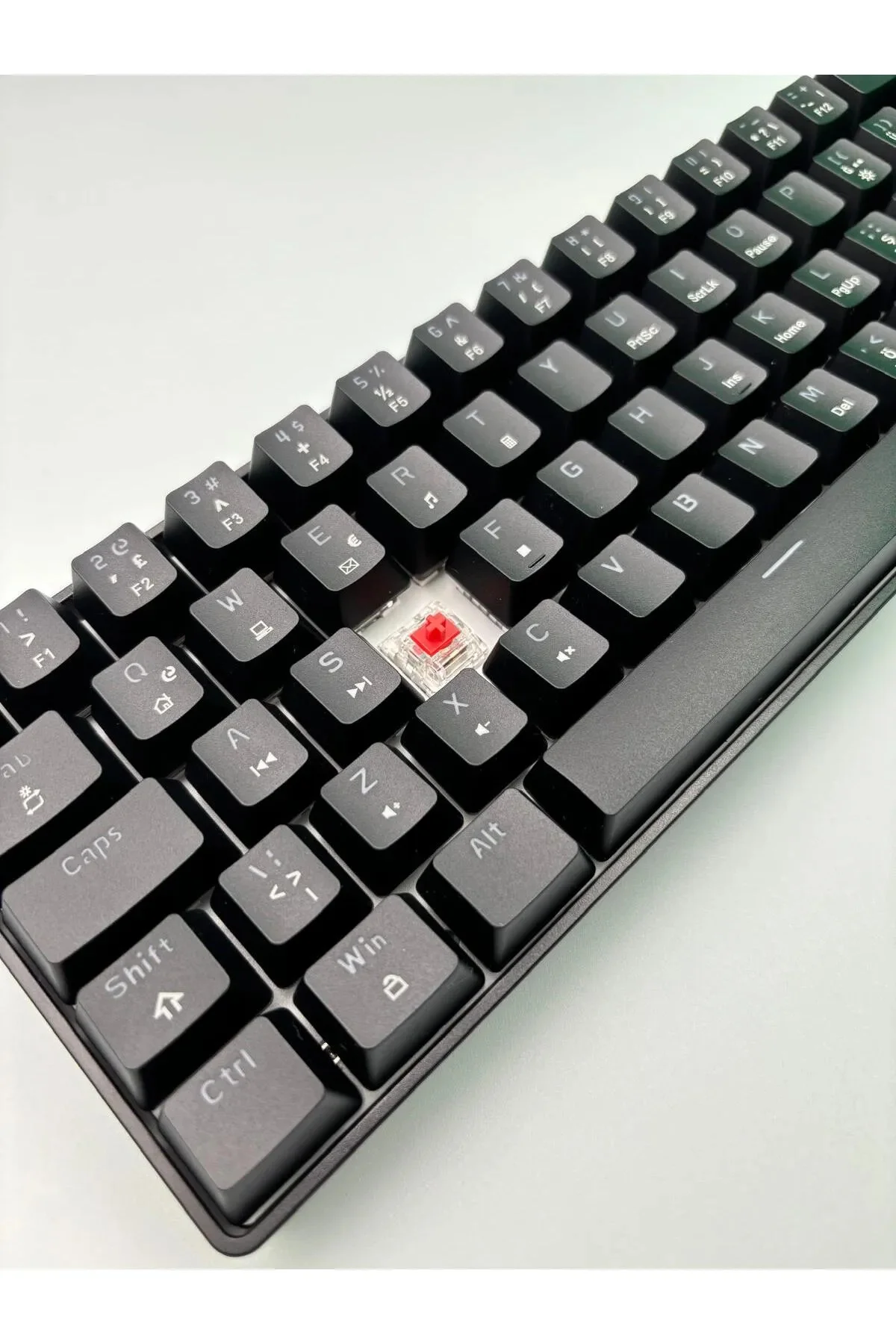 T60 Red Switch Mekanik 62 Tuş RGB App Uygulamalı Gaming Oyuncu Klavyesi